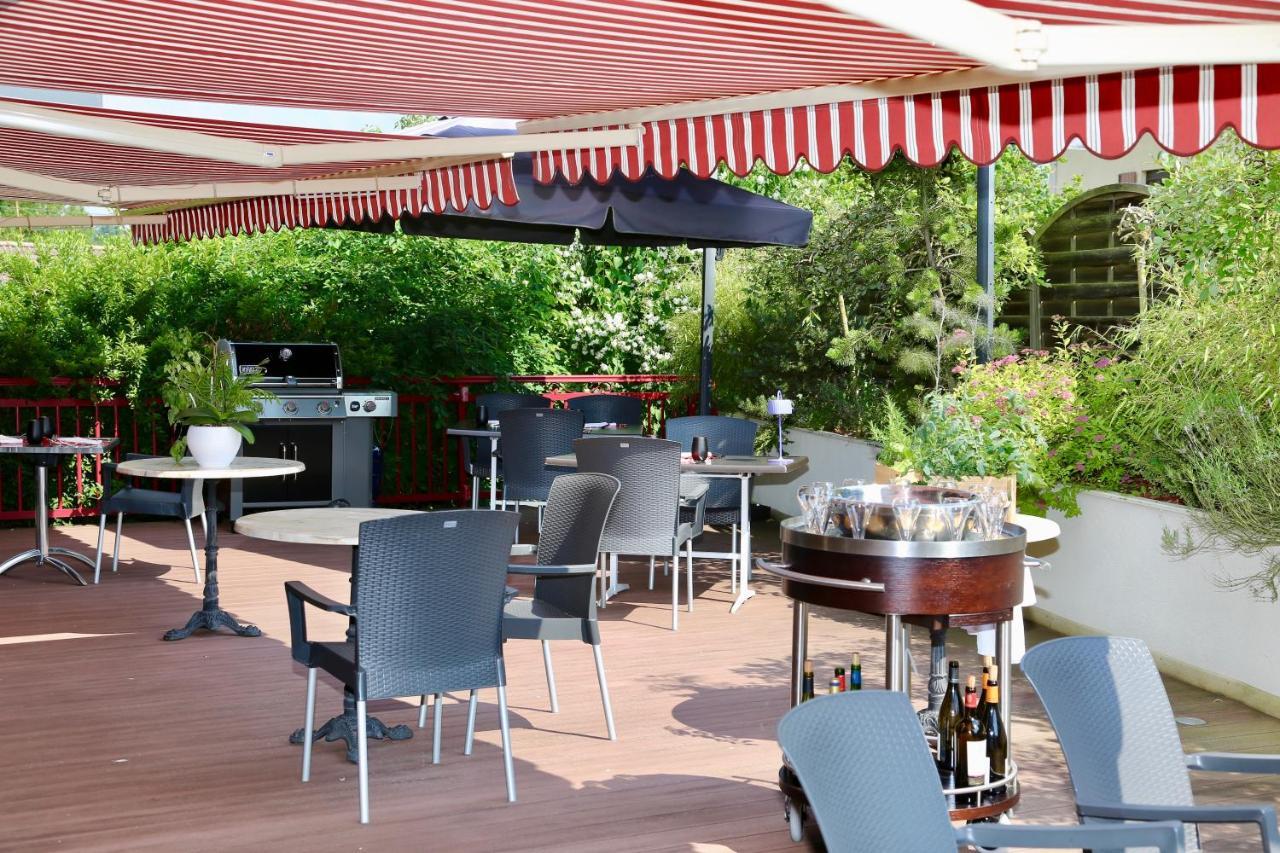 Relais Vosgien - Hotel Restaurant "La Table De Sophia" Saint-Pierremont  Exterior foto